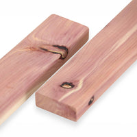 REDECKER(レデッカー)は、1935年にドイツ・フェルスマルトで創業された、天然素材を使用した高品質な生活道具を展開する老舗ブランドです。創業者フリーデル・レデッカー氏が視力を失ったことをきっかけに、手作業でブラシ製造を始めたことからスタートし、そのクラフトマンシップと品質へのこだわりは3世代にわたり継承されています。製品には天然木や植物繊維、動物毛などの自然素材が用いられ、環境に配慮したプラスチックフリーな暮らしを実現します。ナチュラルクリーニングやサステナブルなライフスタイルを志向する人々に人気があり、ドイツ製の確かな品質と伝統工芸品としての信頼性も評価されています。北欧風やミニマルな空間に調和する、美しく機能的なデザインも大きな魅力。REDECKERは、「クラフト」「デザイン」「品質」を大切にした、持続可能で丁寧な暮らしを支えるエコブランドとして、世界中で愛され続けています。