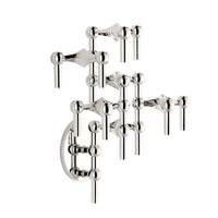 Stoff(ストッフ)は、デンマーク発のデザインブランドで、1960年代の名作「Stoff Nagel(ストッフ・ナゲル)」キャンドルホルダーの復刻から始まりました。建築家Werner Stoff(ヴェルナー・ストッフ)と、ドイツのHans Nagel(ハンス・ナゲル)によって生み出されたこのモジュール式キャンドルホルダーは、彫刻のような幾何学美と、自由な組み合わせによる創造性を兼ね備えたインテリアアートです。現在のStoffは、オリジナルの精神を受け継ぎながら、現代のライフスタイルに合う素材や仕上げを追加し、キャンドルホルダーだけでなくフラワーベースやボウル、ウォールハンガーなど洗練されたアイテムを展開。ミッドセンチュリーや北欧インテリアに調和し、空間に立体感と静謐な存在感を与えます。構築と装飾の境界を超えたStoffの作品は、機能性と造形美が共存する稀有なプロダクトです。