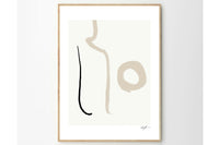 THEPOSTERCLUBは、コペンハーゲンを拠点とするオンラインストアで、主に厳選されたアートポスターを販売しています。主にスカンジナビアのライフスタイル、ファッション、インテリアデザイントレンドからインスピレーションを受け、モノクロから抽象画、エッジの利いた写真アートまで、多くのアーティストの作品を取り扱っています。また、無名有名問わず多くのデザイナーとのコラボレーションを積極的に行い、多くの作品を独占的に販売しているのも特徴的です。