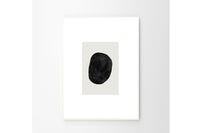 THEPOSTERCLUBは、コペンハーゲンを拠点とするオンラインストアで、主に厳選されたアートポスターを販売しています。主にスカンジナビアのライフスタイル、ファッション、インテリアデザイントレンドからインスピレーションを受け、モノクロから抽象画、エッジの利いた写真アートまで、多くのアーティストの作品を取り扱っています。また、無名有名問わず多くのデザイナーとのコラボレーションを積極的に行い、多くの作品を独占的に販売しているのも特徴的です。