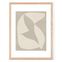 The Poster Club(ポスタークラブ)は、デンマーク・コペンハーゲンを拠点とするオンラインショップで、北欧デザインの高品質なポスターやアートプリントを専門に取り扱っています。新進気鋭の若手アーティストから世界的に活躍する作家まで、多彩なラインナップが魅力。北欧のライフスタイル、ファッション、インテリアデザインのトレンドを取り入れたミニマルで洗練された作品は、シンプルで上質な空間に自然と溶け込みます。ナチュラルインテリアや韓国風の部屋づくり、和モダンテイストにも調和し、アートを取り入れた暮らしを提案。世界中のインテリア雑誌やデザインメディアにも多数掲載されており、感度の高いユーザーからも厚い信頼を集めています。The Poster Clubは、アートプリントを通して日常に美とインスピレーションを届ける、北欧インテリア好きにおすすめのブランドです。