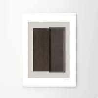 The Poster Club(ポスタークラブ)は、デンマーク・コペンハーゲンを拠点とするオンラインショップで、北欧デザインの高品質なポスターやアートプリントを専門に取り扱っています。新進気鋭の若手アーティストから世界的に活躍する作家まで、多彩なラインナップが魅力。北欧のライフスタイル、ファッション、インテリアデザインのトレンドを取り入れたミニマルで洗練された作品は、シンプルで上質な空間に自然と溶け込みます。ナチュラルインテリアや韓国風の部屋づくり、和モダンテイストにも調和し、アートを取り入れた暮らしを提案。世界中のインテリア雑誌やデザインメディアにも多数掲載されており、感度の高いユーザーからも厚い信頼を集めています。The Poster Clubは、アートプリントを通して日常に美とインスピレーションを届ける、北欧インテリア好きにおすすめのブランドです。