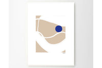 THEPOSTERCLUBは、コペンハーゲンを拠点とするオンラインストアで、主に厳選されたアートポスターを販売しています。主にスカンジナビアのライフスタイル、ファッション、インテリアデザイントレンドからインスピレーションを受け、モノクロから抽象画、エッジの利いた写真アートまで、多くのアーティストの作品を取り扱っています。また、無名有名問わず多くのデザイナーとのコラボレーションを積極的に行い、多くの作品を独占的に販売しているのも特徴的です。
