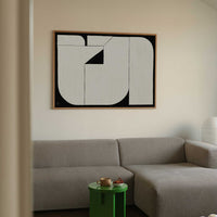 The Poster Club(ポスタークラブ)は、デンマーク・コペンハーゲンを拠点とするオンラインショップで、北欧デザインの高品質なポスターやアートプリントを専門に取り扱っています。新進気鋭の若手アーティストから世界的に活躍する作家まで、多彩なラインナップが魅力。北欧のライフスタイル、ファッション、インテリアデザインのトレンドを取り入れたミニマルで洗練された作品は、シンプルで上質な空間に自然と溶け込みます。ナチュラルインテリアや韓国風の部屋づくり、和モダンテイストにも調和し、アートを取り入れた暮らしを提案。世界中のインテリア雑誌やデザインメディアにも多数掲載されており、感度の高いユーザーからも厚い信頼を集めています。The Poster Clubは、アートプリントを通して日常に美とインスピレーションを届ける、北欧インテリア好きにおすすめのブランドです。