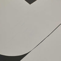 The Poster Club(ポスタークラブ)は、デンマーク・コペンハーゲンを拠点とするオンラインショップで、北欧デザインの高品質なポスターやアートプリントを専門に取り扱っています。新進気鋭の若手アーティストから世界的に活躍する作家まで、多彩なラインナップが魅力。北欧のライフスタイル、ファッション、インテリアデザインのトレンドを取り入れたミニマルで洗練された作品は、シンプルで上質な空間に自然と溶け込みます。ナチュラルインテリアや韓国風の部屋づくり、和モダンテイストにも調和し、アートを取り入れた暮らしを提案。世界中のインテリア雑誌やデザインメディアにも多数掲載されており、感度の高いユーザーからも厚い信頼を集めています。The Poster Clubは、アートプリントを通して日常に美とインスピレーションを届ける、北欧インテリア好きにおすすめのブランドです。