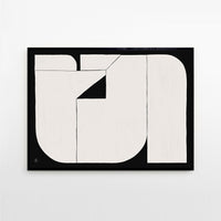 The Poster Club(ポスタークラブ)は、デンマーク・コペンハーゲンを拠点とするオンラインショップで、北欧デザインの高品質なポスターやアートプリントを専門に取り扱っています。新進気鋭の若手アーティストから世界的に活躍する作家まで、多彩なラインナップが魅力。北欧のライフスタイル、ファッション、インテリアデザインのトレンドを取り入れたミニマルで洗練された作品は、シンプルで上質な空間に自然と溶け込みます。ナチュラルインテリアや韓国風の部屋づくり、和モダンテイストにも調和し、アートを取り入れた暮らしを提案。世界中のインテリア雑誌やデザインメディアにも多数掲載されており、感度の高いユーザーからも厚い信頼を集めています。The Poster Clubは、アートプリントを通して日常に美とインスピレーションを届ける、北欧インテリア好きにおすすめのブランドです。