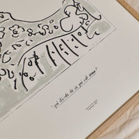 The Poster Club(ポスタークラブ)は、デンマーク・コペンハーゲンを拠点とするオンラインショップで、北欧デザインの高品質なポスターやアートプリントを専門に取り扱っています。新進気鋭の若手アーティストから世界的に活躍する作家まで、多彩なラインナップが魅力。北欧のライフスタイル、ファッション、インテリアデザインのトレンドを取り入れたミニマルで洗練された作品は、シンプルで上質な空間に自然と溶け込みます。ナチュラルインテリアや韓国風の部屋づくり、和モダンテイストにも調和し、アートを取り入れた暮らしを提案。世界中のインテリア雑誌やデザインメディアにも多数掲載されており、感度の高いユーザーからも厚い信頼を集めています。The Poster Clubは、アートプリントを通して日常に美とインスピレーションを届ける、北欧インテリア好きにおすすめのブランドです。