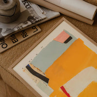 The Poster Club(ポスタークラブ)は、デンマーク・コペンハーゲンを拠点とするオンラインショップで、北欧デザインの高品質なポスターやアートプリントを専門に取り扱っています。新進気鋭の若手アーティストから世界的に活躍する作家まで、多彩なラインナップが魅力。北欧のライフスタイル、ファッション、インテリアデザインのトレンドを取り入れたミニマルで洗練された作品は、シンプルで上質な空間に自然と溶け込みます。ナチュラルインテリアや韓国風の部屋づくり、和モダンテイストにも調和し、アートを取り入れた暮らしを提案。世界中のインテリア雑誌やデザインメディアにも多数掲載されており、感度の高いユーザーからも厚い信頼を集めています。The Poster Clubは、アートプリントを通して日常に美とインスピレーションを届ける、北欧インテリア好きにおすすめのブランドです。