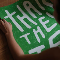 The Poster Club(ポスタークラブ)は、デンマーク・コペンハーゲンを拠点とするオンラインショップで、北欧デザインの高品質なポスターやアートプリントを専門に取り扱っています。新進気鋭の若手アーティストから世界的に活躍する作家まで、多彩なラインナップが魅力。北欧のライフスタイル、ファッション、インテリアデザインのトレンドを取り入れたミニマルで洗練された作品は、シンプルで上質な空間に自然と溶け込みます。ナチュラルインテリアや韓国風の部屋づくり、和モダンテイストにも調和し、アートを取り入れた暮らしを提案。世界中のインテリア雑誌やデザインメディアにも多数掲載されており、感度の高いユーザーからも厚い信頼を集めています。The Poster Clubは、アートプリントを通して日常に美とインスピレーションを届ける、北欧インテリア好きにおすすめのブランドです。