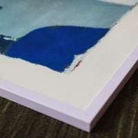 The Poster Club(ポスタークラブ)は、デンマーク・コペンハーゲンを拠点とするオンラインショップで、北欧デザインの高品質なポスターやアートプリントを専門に取り扱っています。新進気鋭の若手アーティストから世界的に活躍する作家まで、多彩なラインナップが魅力。北欧のライフスタイル、ファッション、インテリアデザインのトレンドを取り入れたミニマルで洗練された作品は、シンプルで上質な空間に自然と溶け込みます。ナチュラルインテリアや韓国風の部屋づくり、和モダンテイストにも調和し、アートを取り入れた暮らしを提案。世界中のインテリア雑誌やデザインメディアにも多数掲載されており、感度の高いユーザーからも厚い信頼を集めています。The Poster Clubは、アートプリントを通して日常に美とインスピレーションを届ける、北欧インテリア好きにおすすめのブランドです。