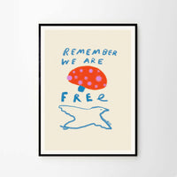 The Poster Club(ポスタークラブ)は、デンマーク・コペンハーゲンを拠点とするオンラインショップで、北欧デザインの高品質なポスターやアートプリントを専門に取り扱っています。新進気鋭の若手アーティストから世界的に活躍する作家まで、多彩なラインナップが魅力。北欧のライフスタイル、ファッション、インテリアデザインのトレンドを取り入れたミニマルで洗練された作品は、シンプルで上質な空間に自然と溶け込みます。ナチュラルインテリアや韓国風の部屋づくり、和モダンテイストにも調和し、アートを取り入れた暮らしを提案。世界中のインテリア雑誌やデザインメディアにも多数掲載されており、感度の高いユーザーからも厚い信頼を集めています。The Poster Clubは、アートプリントを通して日常に美とインスピレーションを届ける、北欧インテリア好きにおすすめのブランドです。