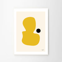 The Poster Club(ポスタークラブ)は、デンマーク・コペンハーゲンを拠点とするオンラインショップで、北欧デザインの高品質なポスターやアートプリントを専門に取り扱っています。新進気鋭の若手アーティストから世界的に活躍する作家まで、多彩なラインナップが魅力。北欧のライフスタイル、ファッション、インテリアデザインのトレンドを取り入れたミニマルで洗練された作品は、シンプルで上質な空間に自然と溶け込みます。ナチュラルインテリアや韓国風の部屋づくり、和モダンテイストにも調和し、アートを取り入れた暮らしを提案。世界中のインテリア雑誌やデザインメディアにも多数掲載されており、感度の高いユーザーからも厚い信頼を集めています。The Poster Clubは、アートプリントを通して日常に美とインスピレーションを届ける、北欧インテリア好きにおすすめのブランドです。