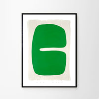 The Poster Club(ポスタークラブ)は、デンマーク・コペンハーゲンを拠点とするオンラインショップで、北欧デザインの高品質なポスターやアートプリントを専門に取り扱っています。新進気鋭の若手アーティストから世界的に活躍する作家まで、多彩なラインナップが魅力。北欧のライフスタイル、ファッション、インテリアデザインのトレンドを取り入れたミニマルで洗練された作品は、シンプルで上質な空間に自然と溶け込みます。ナチュラルインテリアや韓国風の部屋づくり、和モダンテイストにも調和し、アートを取り入れた暮らしを提案。世界中のインテリア雑誌やデザインメディアにも多数掲載されており、感度の高いユーザーからも厚い信頼を集めています。The Poster Clubは、アートプリントを通して日常に美とインスピレーションを届ける、北欧インテリア好きにおすすめのブランドです。