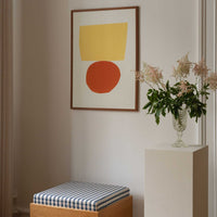 The Poster Club(ポスタークラブ)は、デンマーク・コペンハーゲンを拠点とするオンラインショップで、北欧デザインの高品質なポスターやアートプリントを専門に取り扱っています。新進気鋭の若手アーティストから世界的に活躍する作家まで、多彩なラインナップが魅力。北欧のライフスタイル、ファッション、インテリアデザインのトレンドを取り入れたミニマルで洗練された作品は、シンプルで上質な空間に自然と溶け込みます。ナチュラルインテリアや韓国風の部屋づくり、和モダンテイストにも調和し、アートを取り入れた暮らしを提案。世界中のインテリア雑誌やデザインメディアにも多数掲載されており、感度の高いユーザーからも厚い信頼を集めています。The Poster Clubは、アートプリントを通して日常に美とインスピレーションを届ける、北欧インテリア好きにおすすめのブランドです。