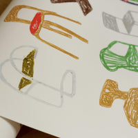 The Poster Club(ポスタークラブ)は、デンマーク・コペンハーゲンを拠点とするオンラインショップで、北欧デザインの高品質なポスターやアートプリントを専門に取り扱っています。新進気鋭の若手アーティストから世界的に活躍する作家まで、多彩なラインナップが魅力。北欧のライフスタイル、ファッション、インテリアデザインのトレンドを取り入れたミニマルで洗練された作品は、シンプルで上質な空間に自然と溶け込みます。ナチュラルインテリアや韓国風の部屋づくり、和モダンテイストにも調和し、アートを取り入れた暮らしを提案。世界中のインテリア雑誌やデザインメディアにも多数掲載されており、感度の高いユーザーからも厚い信頼を集めています。The Poster Clubは、アートプリントを通して日常に美とインスピレーションを届ける、北欧インテリア好きにおすすめのブランドです。