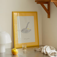 The Poster Club(ポスタークラブ)は、デンマーク・コペンハーゲンを拠点とするオンラインショップで、北欧デザインの高品質なポスターやアートプリントを専門に取り扱っています。新進気鋭の若手アーティストから世界的に活躍する作家まで、多彩なラインナップが魅力。北欧のライフスタイル、ファッション、インテリアデザインのトレンドを取り入れたミニマルで洗練された作品は、シンプルで上質な空間に自然と溶け込みます。ナチュラルインテリアや韓国風の部屋づくり、和モダンテイストにも調和し、アートを取り入れた暮らしを提案。世界中のインテリア雑誌やデザインメディアにも多数掲載されており、感度の高いユーザーからも厚い信頼を集めています。The Poster Clubは、アートプリントを通して日常に美とインスピレーションを届ける、北欧インテリア好きにおすすめのブランドです。