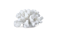 Mette Ditmer(メッテ・ディットマー)は、1995年にデンマークで設立されたインテリアブランドで、北欧ミニマリズムと洗練されたグラフィックデザインを融合させたスタイルで知られています。創設者メッテ・ディットマーのデザイン哲学は「ディテールにこそ真の個性が宿る」というもので、シンプルでありながら印象的な色使いや質感へのこだわりが、日常に上質な美しさをもたらします。バスルームアクセサリーやテキスタイル、ホームデコレーションなど幅広いラインナップを展開し、機能性と美しさを両立した製品は、ヨーロッパを中心に世界中で支持されています。サステナビリティにも配慮し、長く使える耐久性のある素材や時代に左右されないデザインを採用。Mette Ditmerは、日常空間を心地よく整えるための美意識とクラフトマンシップが詰まった北欧ブランドです。