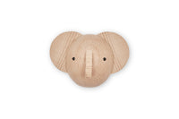 OYOYLivingDesignは、デンマークのデザイナーLotteFynboeによって2012年に設立されました。子供、大人、そして彼らが住む家のためのホームアクセサリーを提供するデンマークで最も優れたブランドになることをポリシーとしています。伝統的なスカンジナビアのデザインに影響を受けた製品は、クラシックで機能的、ユニークなディテールと魅力的なカラーが特徴的です。