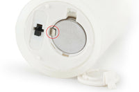 Sirius(シリウス)は、1971年にデンマークで創業した照明とLedキャンドルのブランドです。北欧らしいミニマルで洗練されたデザインに、心地よさと温もりを感じさせる光を組み合わせた製品で、ヨーロッパを中心に多くの家庭やホテルで愛用されています。SiriusのLedキャンドルは、本物の炎のように揺らめくリアルな灯りと、安全性・長寿命を両立。火を使わないため小さなお子様やペットのいる空間でも安心して使用でき、電池式や充電式、リモコン操作可能なタイプまで幅広く揃っています。ガラスや金属、陶器など多様な素材とカラー展開で、リビング、ベッドルーム、アウトドアなど様々な空間に馴染みます。シーズンごとのデコレーションや日常のインテリアアクセントとしても活躍し、暮らしにやさしく上質な光を添えるSiriusは、北欧の豊かな灯り文化を現代に受け継ぐブランドです。