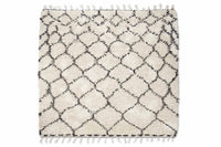 house doctorはデンマークのブランドです。人々が独自の空間を創造するのを刺激し支援したいという願望に基づいて生まれました。ブランドの美学はスカンジナビアンの伝統のデザインに根付いており、そこにインダストリアルなどの要素や世界中からのインスピレーションを加えています。彼らの製品は素材や質感などの細部にこだわったユニークなものだと感じます。