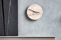 house doctorはデンマークのブランドです。人々が独自の空間を創造するのを刺激し支援したいという願望に基づいて生まれました。ブランドの美学はスカンジナビアンの伝統のデザインに根付いており、そこにインダストリアルなどの要素や世界中からのインスピレーションを加えています。彼らの製品は素材や質感などの細部にこだわったユニークなものだと感じます。