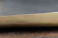 house doctorはデンマークのブランドです。人々が独自の空間を創造するのを刺激し支援したいという願望に基づいて生まれました。ブランドの美学はスカンジナビアンの伝統のデザインに根付いており、そこにインダストリアルなどの要素や世界中からのインスピレーションを加えています。彼らの製品は素材や質感などの細部にこだわったユニークなものだと感じます。