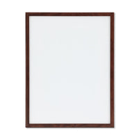 スカンジナビアのクラフトマンシップにインスパイアされた、北欧デザインの美学が息づく天然木製のポスターフレーム。温もりある無垢材と洗練されたスリムなフォルムが融合し、アートポスターや写真をすっきりと引き立てながら、空間全体に落ち着きと上質さをもたらします。上質な天然木を使用したフレームは、不透明ながらも木目の自然な表情をほのかに感じさせ、ナチュラルでありながら現代的な雰囲気も演出します。金属製のハンガーが裏面に取り付けられており、縦横どちらの向きでも壁に掛けてご使用いただけます。アルミフレームにはない自然素材ならではの豊かな質感とぬくもりは、北欧諸国でも高く評価され、定番のインテリアアイテムとして広く親しまれています。シンプルで飽きのこないデザインは、ミニマルインテリアやナチュラルテイストのお部屋にも自然に調和し、日常に木の優しさと北欧らしい上質な空気を添えてくれます。