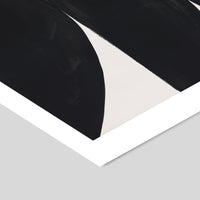 Poster & Frame(ポスター アンド フレーム)は、デンマーク・コペンハーゲン発のポスターブランドで、北欧デザインに特化した高品質なアートポスターを展開しています。抽象アートや幾何学模様、タイポグラフィ、写真アートなど、国内外の優れたアーティストの作品を厳選。洗練されたミニマルデザインで、現代の多様なインテリアスタイルに調和するアイテムを提案しています。使用する用紙とインクは環境に配慮した素材を採用し、サステナブルなものづくりを実現。モダン、北欧ナチュラルなどの空間に自然と馴染み、リビング、寝室、玄関、カフェ、オフィス、書斎など、あらゆる場所で壁掛けアートとして活躍します。北欧ポスター、アートプリント、インテリアアート、デンマークデザイン、ギャラリーウォールなどに関心のある方に最適な、空間に静けさと個性をもたらすプロフェッショナルなポスターコレクションです。