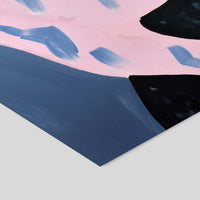 Poster & Frame(ポスター アンド フレーム)は、デンマーク・コペンハーゲン発のポスターブランドで、北欧デザインに特化した高品質なアートポスターを展開しています。抽象アートや幾何学模様、タイポグラフィ、写真アートなど、国内外の優れたアーティストの作品を厳選。洗練されたミニマルデザインで、現代の多様なインテリアスタイルに調和するアイテムを提案しています。使用する用紙とインクは環境に配慮した素材を採用し、サステナブルなものづくりを実現。モダン、北欧ナチュラルなどの空間に自然と馴染み、リビング、寝室、玄関、カフェ、オフィス、書斎など、あらゆる場所で壁掛けアートとして活躍します。北欧ポスター、アートプリント、インテリアアート、デンマークデザイン、ギャラリーウォールなどに関心のある方に最適な、空間に静けさと個性をもたらすプロフェッショナルなポスターコレクションです。