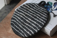 Storefactoryはスウェーデンのインテリアブランドです。彼らのデザインは商品ラインナップをみても分かるようにクリーンでミニマルな代表的なスカンジナビアンデザインであるのが特長です。