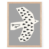 PSTR Studioは、美しく意味のあるアートをすべての人に届けたいという想いから誕生した、アート愛好家によるオンラインアートショップです。アート初心者からコレクターまで、誰もが心から惹かれる一枚に出会えるよう、遊び心と洗練されたデザインを融合させたアートプリントを厳選してご提供しています。新進気鋭の若手から実力派アーティストまで、個性豊かな作品を取り扱っています。当店のファインアートプリントは、色彩の美しさと細部の再現性に優れた高品質ジークレー印刷を採用。リビングや寝室、オフィスなど、さまざまな空間に上質な彩りを添えるインテリアアートとして最適です。作品を選び、飾るという行為を通じて、アートをより身近に感じ、日常に感性豊かな時間を取り入れるお手伝いをすることが私たちの目指す姿です。