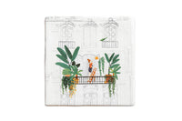 StoryTilesは、アムステルダムにあるセラミックタイルのデザインスタジオです。ある日、Margaの祖母が1600年に作られたとても美しい古いオランダのタイルが入った箱を彼女に渡し、彼女がそのタイルに自分のデザインを加え復活させたことでブランドは誕生します。すべてのタイルは伝統的なダッチオーブンにより高温で焼き上げられます。手作業で焼き上げてデザインされているため、それぞれのデザインは繊細でユニークです。Margaは現在もデザインの責任者であり有名なデザイナーや美術館と定期的に協力し、現在20か国以上で販売されています。