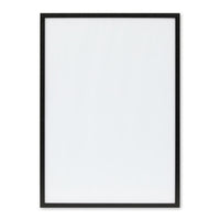 スカンジナビアのクラフトマンシップにインスパイアされた、北欧デザインの美学が息づく天然木製ポスターフレーム。スリムなフォルムがアートや写真をすっきりと引き立てつつ、空間に落ち着きと上質さを添えます。自然な表情が感じられるフレームは、ナチュラルでありながら現代的な雰囲気も演出。金属製ハンガー付きで縦横どちらでも壁掛け可能です。自然素材ならではの豊かな質感とやさしい風合いは、北欧諸国でも広く親しまれ、ミニマルやナチュラルテイストのインテリアに自然に調和します。本商品は低反射アクリル板を使用しており、片面は低反射加工、もう片面は通常アクリルです。お好みでどちらの面も使用可能ですが、通常面もやや暗く見える場合があります。ポスターの色味や鮮明さを重視される方は、低反射タイプでない製品をおすすめします。