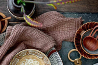 Bloomingvilleは、2000年にデンマークで設立されました。たった2名でスタートした会社は今ではヨーロッパ内40名を超える従業員と、40を超える代理店にまで成長しました。Bloomingvilleの空想的なデザインの製品は全て会社の専属デザイナーによって開発されています。フランスのブロカントに影響を受け、ノスタルジックなスカンジナビアデザインと最新のデザインを融合させたユニークなデザインに仕上がっています。