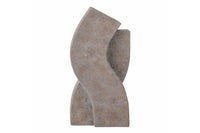 Bloomingvilleは、2000年にデンマークで設立されました。たった2名でスタートした会社は今ではヨーロッパ内40名を超える従業員と、40を超える代理店にまで成長しました。Bloomingvilleの空想的なデザインの製品は全て会社の専属デザイナーによって開発されています。フランスのブロカントに影響を受け、ノスタルジックなスカンジナビアデザインと最新のデザインを融合させたユニークなデザインに仕上がっています。