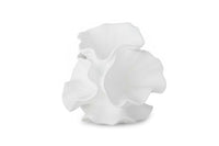 Bloomingvilleは、2000年にデンマークで設立されました。たった2名でスタートした会社は今ではヨーロッパ内40名を超える従業員と、40を超える代理店にまで成長しました。Bloomingvilleの空想的なデザインの製品は全て会社の専属デザイナーによって開発されています。フランスのブロカントに影響を受け、ノスタルジックなスカンジナビアデザインと最新のデザインを融合させたユニークなデザインに仕上がっています。