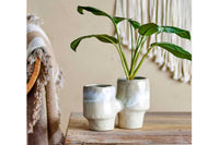 Bloomingvilleは、2000年にデンマークで設立されました。たった2名でスタートした会社は今ではヨーロッパ内40名を超える従業員と、40を超える代理店にまで成長しました。Bloomingvilleの空想的なデザインの製品は全て会社の専属デザイナーによって開発されています。フランスのブロカントに影響を受け、ノスタルジックなスカンジナビアデザインと最新のデザインを融合させたユニークなデザインに仕上がっています。