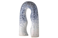 Bloomingvilleは、2000年にデンマークで設立されました。たった2名でスタートした会社は今ではヨーロッパ内40名を超える従業員と、40を超える代理店にまで成長しました。Bloomingvilleの空想的なデザインの製品は全て会社の専属デザイナーによって開発されています。フランスのブロカントに影響を受け、ノスタルジックなスカンジナビアデザインと最新のデザインを融合させたユニークなデザインに仕上がっています。