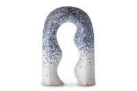 Bloomingvilleは、2000年にデンマークで設立されました。たった2名でスタートした会社は今ではヨーロッパ内40名を超える従業員と、40を超える代理店にまで成長しました。Bloomingvilleの空想的なデザインの製品は全て会社の専属デザイナーによって開発されています。フランスのブロカントに影響を受け、ノスタルジックなスカンジナビアデザインと最新のデザインを融合させたユニークなデザインに仕上がっています。