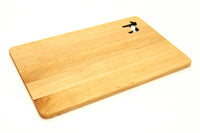 ダーラナホースデザインのバターナイフとサンドイッチプレートです。どちらもワンポイントでかわいくダーラナホース型をくり貫いています。職人が手作業で作ったバターナイフはなんとも美しい仕上がりです。おすすめのセットです。