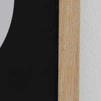 PLAYTYPEはデンマークにあるデザイン会社e-Typesによって設立された世界初の『フォント専門ブランド』。それはただのフォントではありません。歴史やコンテキストが感じられるフォントです。例えば、Berlingskeシリーズのポスターは、1749年に設立され、現在も存在しているデンマーク最古の新聞社『Berlingske Tidende』の為にデザインされたフォントが使用されています。シンプルながらも奥が深いフォントの世界を体験してみましょう。