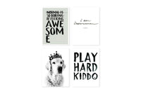 My Deer Art Shopは、「日常に、ほんの少しの物語を。」をコンセプトに、アートの持つ癒しと温もりを暮らしに届けるブランドです。愛らしい動物たちや幻想的な風景、心に残る言葉をモチーフに、イラストレーションやアートポスター、雑貨を展開。特に“鹿(Deer)”をブランドの象徴とし、静かで優しい世界観を大切にしています。ブランドの始まりは、自然と動物、そして小さな物語を描き続けてきたひとりのイラストレーターのアトリエでした。自身の描く作品が、見る人の心をそっと癒し、時には励ましになることを知り、2020年にMy Deer Art Shopとしてオンラインショップを立ち上げました。手に取った人が、作品に込められた物語やぬくもりを感じられるよう、一点一点に心を込めて制作しています。