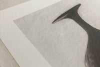 My Deer Art Shopは、「日常に、ほんの少しの物語を。」をコンセプトに、アートの持つ癒しと温もりを暮らしに届けるブランドです。愛らしい動物たちや幻想的な風景、心に残る言葉をモチーフに、イラストレーションやアートポスター、雑貨を展開。特に“鹿(Deer)”をブランドの象徴とし、静かで優しい世界観を大切にしています。ブランドの始まりは、自然と動物、そして小さな物語を描き続けてきたひとりのイラストレーターのアトリエでした。自身の描く作品が、見る人の心をそっと癒し、時には励ましになることを知り、2020年にMy Deer Art Shopとしてオンラインショップを立ち上げました。手に取った人が、作品に込められた物語やぬくもりを感じられるよう、一点一点に心を込めて制作しています。