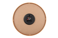 Karlsson(カールソン)は、オランダ発のデザインクロックブランドです。世界中のインテリアファンに愛されるその魅力は、洗練されたミニマルデザインとユニークな個性の融合にあります。シンプルでありながら存在感のあるデザインは、モダンな空間にも北欧風のインテリアにも自然に調和し、リビング、オフィス、カフェなど多様なシーンで活躍します。「時間を美しく飾る」をコンセプトに、Karlssonは毎年新たなデザイナーとのコラボレーションを通じて革新的なコレクションを展開。インテリア時計のトレンドをリードし続けています。高品質な素材と正確なクオーツムーブメントを採用し、見た目だけでなく実用性も兼ね備えたKarlssonの壁掛け時計・置き時計は、贈り物にも最適です。北欧インテリア、デザイン時計、おしゃれな壁掛け時計をお探しの方におすすめのブランドです。