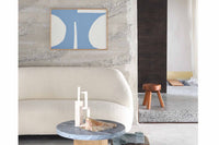 Atelier Cph(アトリエ・シーピーエイチ)は、デンマーク・コペンハーゲンを拠点とするデザインスタジオ兼アートブランドです。ミニマルで構築的なビジュアルを特徴とし、抽象アートやコラージュを中心としたアートポスターを多数手がけています。北欧デザインらしい洗練された感性とバランスの取れた構成美が魅力で、リビング、寝室、書斎、オフィスなど、あらゆる空間に調和と静けさをもたらします。幾何学的なモチーフを用いたアートは、ギャラリーウォールやモダンインテリアのアクセントにも最適。高品質な紙と印刷による仕上がりで、インテリアとしての完成度も高く評価されています。北欧アートポスター、現代アート、ミニマルデザイン、韓国インテリアなど、幅広いスタイルにマッチするスタイリッシュなアートを探している方におすすめです。