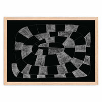 Atelier Cph(アトリエ・シーピーエイチ)は、デンマーク・コペンハーゲンを拠点とするデザインスタジオ兼アートブランドです。ミニマルで構築的なビジュアルを特徴とし、抽象アートやコラージュを中心としたアートポスターを多数手がけています。北欧デザインらしい洗練された感性とバランスの取れた構成美が魅力で、リビング、寝室、書斎、オフィスなど、あらゆる空間に調和と静けさをもたらします。幾何学的なモチーフを用いたアートは、ギャラリーウォールやモダンインテリアのアクセントにも最適。高品質な紙と印刷による仕上がりで、インテリアとしての完成度も高く評価されています。北欧アートポスター、現代アート、ミニマルデザイン、韓国インテリアなど、幅広いスタイルにマッチするスタイリッシュなアートを探している方におすすめです。