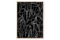 ATELIERCPHはデンマークのクリエイティブスタジオです。"トレンド予報のSARA"と"アートディレクターのMANDY"によって2012年に設立され、革新的なアイテムを発表しています。こちらのポスターコレクションは、生地を異なる抽象的な形と幾何学的な形にカットし、布のテクスチャを感じられる様にデンマークの写真家"Jonas"によってHasselbladのカメラで撮影されています。これらは、コペンハーゲン中心部の古いビスケット工場で作成されています。