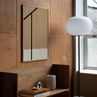 Atelier Cph(アトリエ・シーピーエイチ)は、デンマーク・コペンハーゲンを拠点とするデザインスタジオ兼アートブランドです。ミニマルで構築的なビジュアルを特徴とし、抽象アートやコラージュを中心としたアートポスターを多数手がけています。北欧デザインらしい洗練された感性とバランスの取れた構成美が魅力で、リビング、寝室、書斎、オフィスなど、あらゆる空間に調和と静けさをもたらします。幾何学的なモチーフを用いたアートは、ギャラリーウォールやモダンインテリアのアクセントにも最適。高品質な紙と印刷による仕上がりで、インテリアとしての完成度も高く評価されています。北欧アートポスター、現代アート、ミニマルデザイン、韓国インテリアなど、幅広いスタイルにマッチするスタイリッシュなアートを探している方におすすめです。