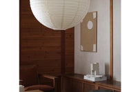 Atelier Cph(アトリエ・シーピーエイチ)は、デンマーク・コペンハーゲンを拠点とするデザインスタジオ兼アートブランドです。ミニマルで構築的なビジュアルを特徴とし、抽象アートやコラージュを中心としたアートポスターを多数手がけています。北欧デザインらしい洗練された感性とバランスの取れた構成美が魅力で、リビング、寝室、書斎、オフィスなど、あらゆる空間に調和と静けさをもたらします。幾何学的なモチーフを用いたアートは、ギャラリーウォールやモダンインテリアのアクセントにも最適。高品質な紙と印刷による仕上がりで、インテリアとしての完成度も高く評価されています。北欧アートポスター、現代アート、ミニマルデザイン、韓国インテリアなど、幅広いスタイルにマッチするスタイリッシュなアートを探している方におすすめです。