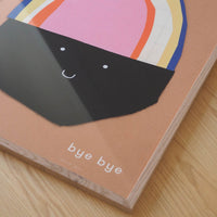 Atelier Cph(アトリエ・シーピーエイチ)は、デンマーク・コペンハーゲンを拠点とするデザインスタジオ兼アートブランドです。ミニマルで構築的なビジュアルを特徴とし、抽象アートやコラージュを中心としたアートポスターを多数手がけています。北欧デザインらしい洗練された感性とバランスの取れた構成美が魅力で、リビング、寝室、書斎、オフィスなど、あらゆる空間に調和と静けさをもたらします。幾何学的なモチーフを用いたアートは、ギャラリーウォールやモダンインテリアのアクセントにも最適。高品質な紙と印刷による仕上がりで、インテリアとしての完成度も高く評価されています。北欧アートポスター、現代アート、ミニマルデザイン、韓国インテリアなど、幅広いスタイルにマッチするスタイリッシュなアートを探している方におすすめです。